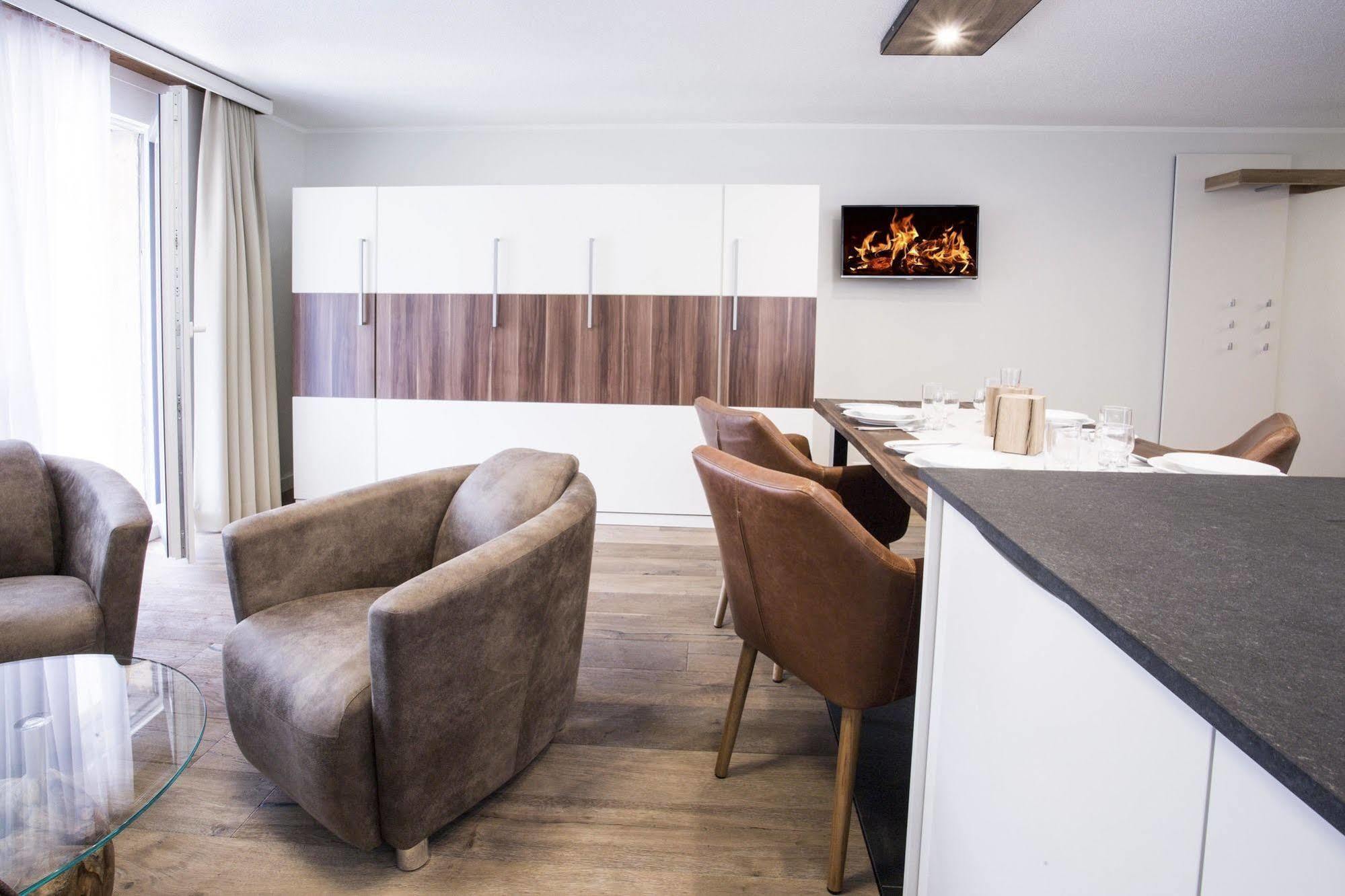 Haus Andorra Apartment Zermatt Bagian luar foto