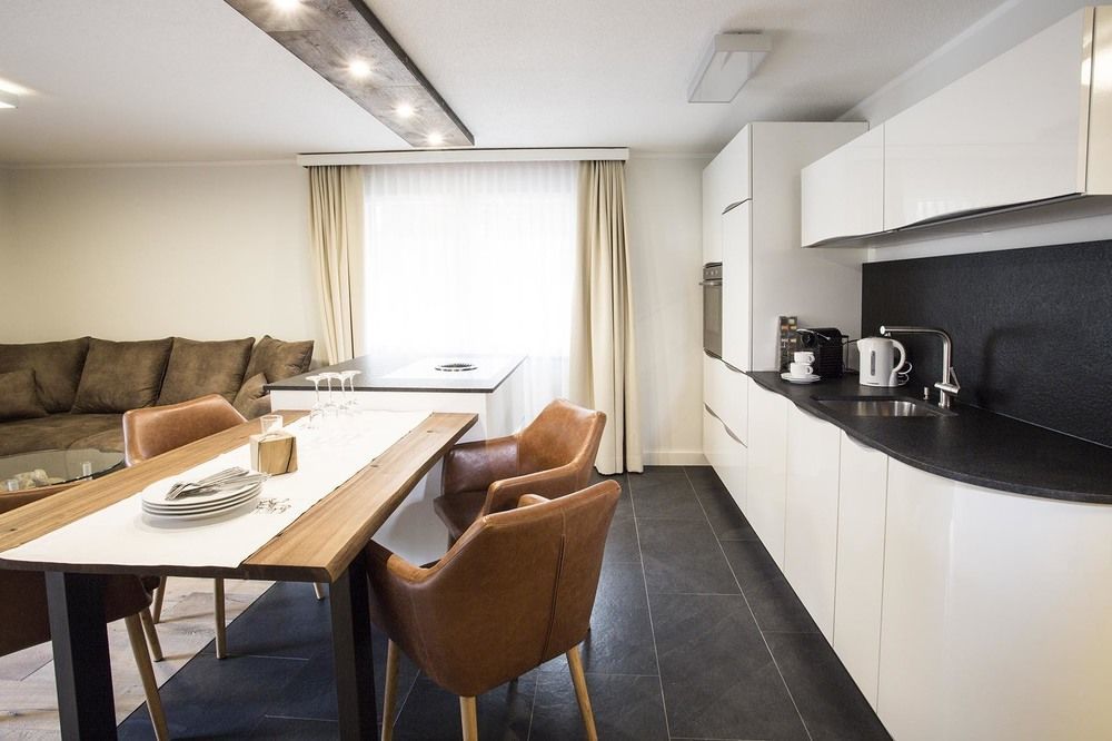 Haus Andorra Apartment Zermatt Bagian luar foto